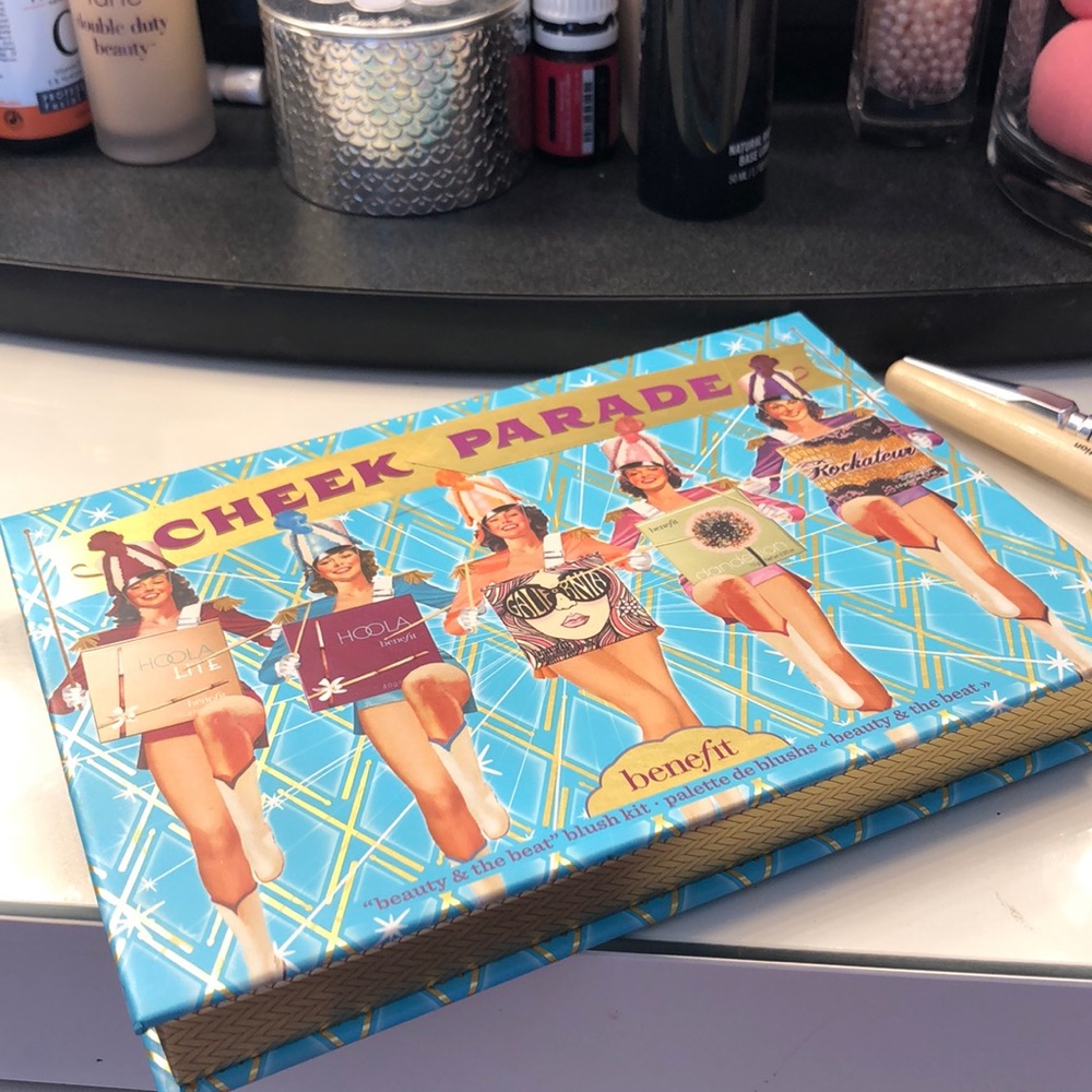 Benefit- cheek parade MINT